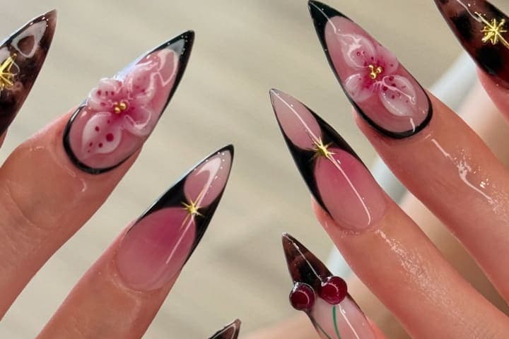 Nail design thumbnail for Instagram post DK3G4rZS2ZY