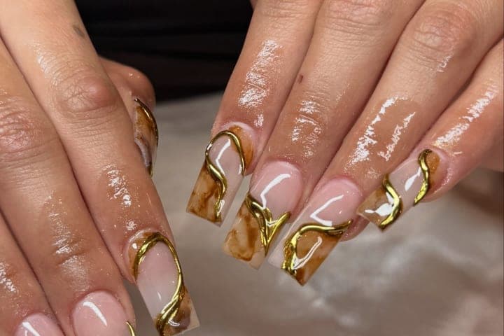 Nail design thumbnail for Instagram post DWS9GqwFDgT