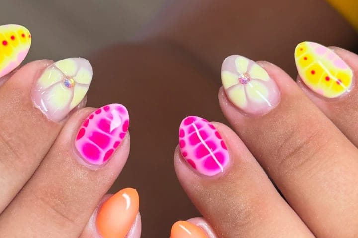 Nail design thumbnail for Instagram post DKxxYtTyuR6