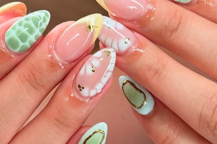 Nail design thumbnail for Instagram post DNE9qhvxiJR