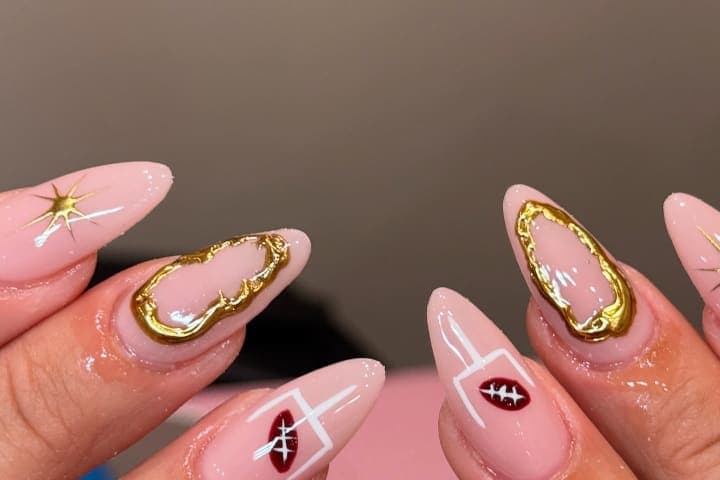 Nail design thumbnail for Instagram post DNXBMmkR_7d