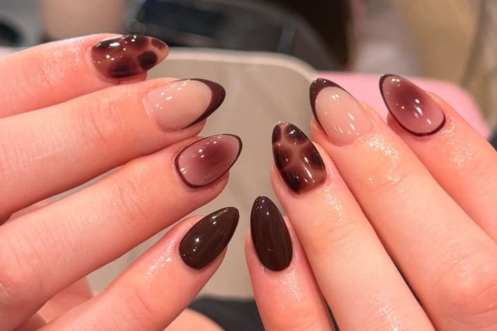 Nail design thumbnail for Instagram post DLJd-vDO5qK