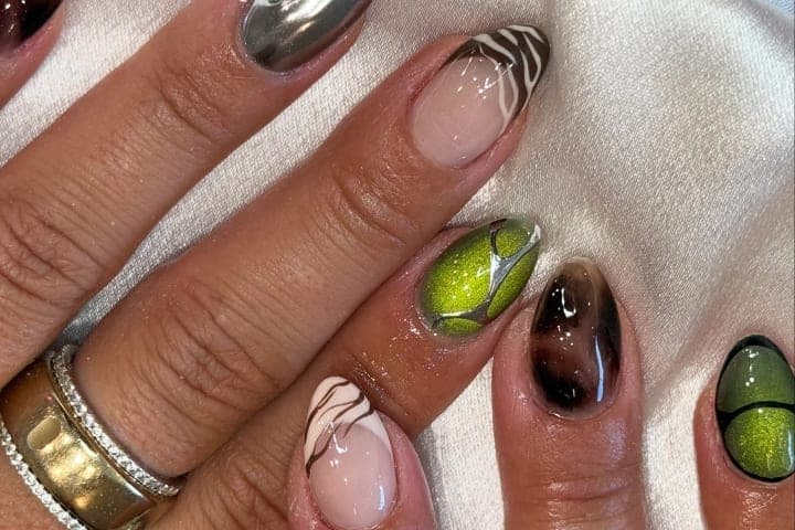 Nail design thumbnail for Instagram post DOfDCIKkbiZ