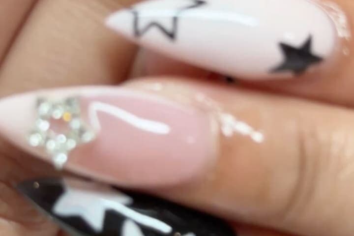 Nail design thumbnail for Instagram post DG4fkluJft1
