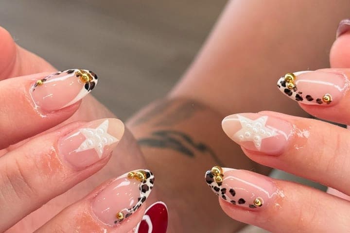 Nail design thumbnail for Instagram post DNEhYR2SBuv