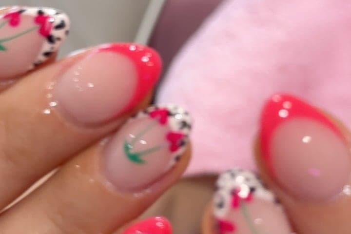 Nail design thumbnail for Instagram post DNrS0-cZNtl
