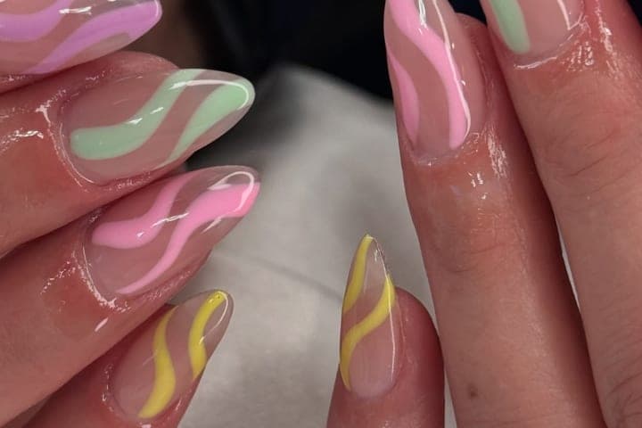 Nail design thumbnail for Instagram post DHAEc-evRg1