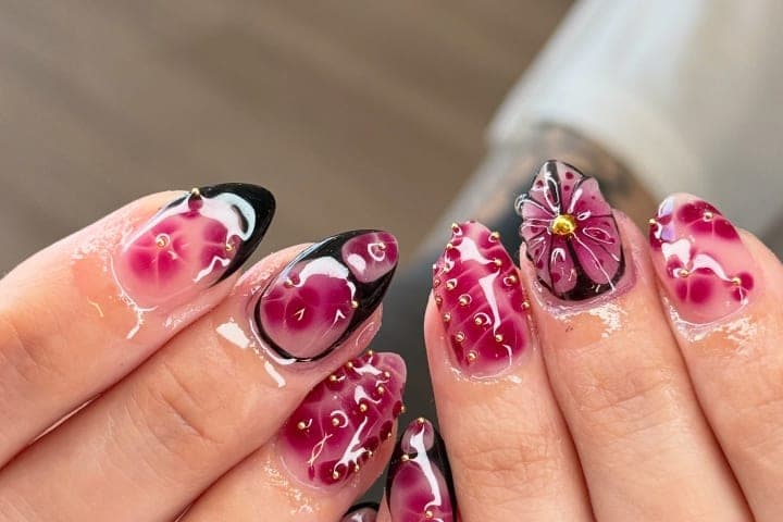 Nail design thumbnail for Instagram post DOFYRcpkRGo