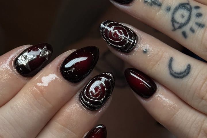 Nail design thumbnail for Instagram post DQGPEt4jtUe