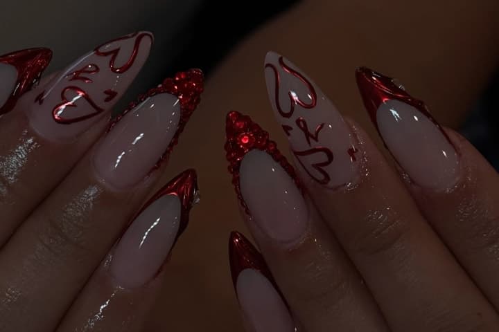 Nail design thumbnail for Instagram post DUZw426lFJV