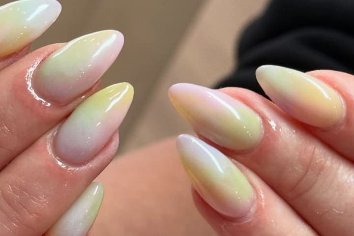 Nail design thumbnail for Instagram post DIhMg-ozoO-
