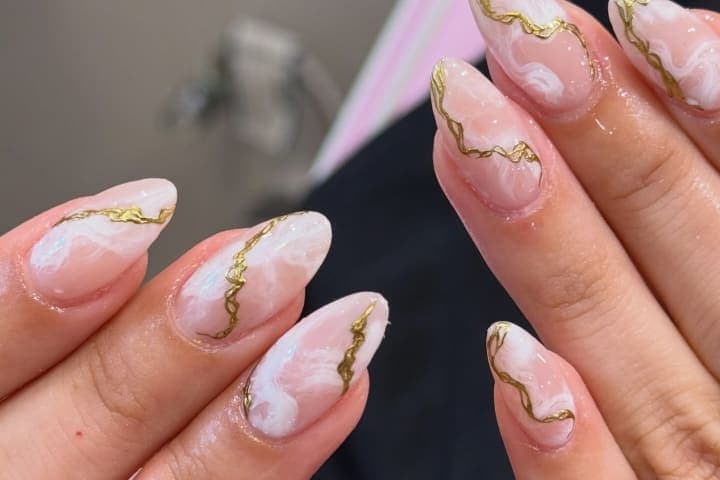 Nail design thumbnail for Instagram post DTwXqJKFMjZ